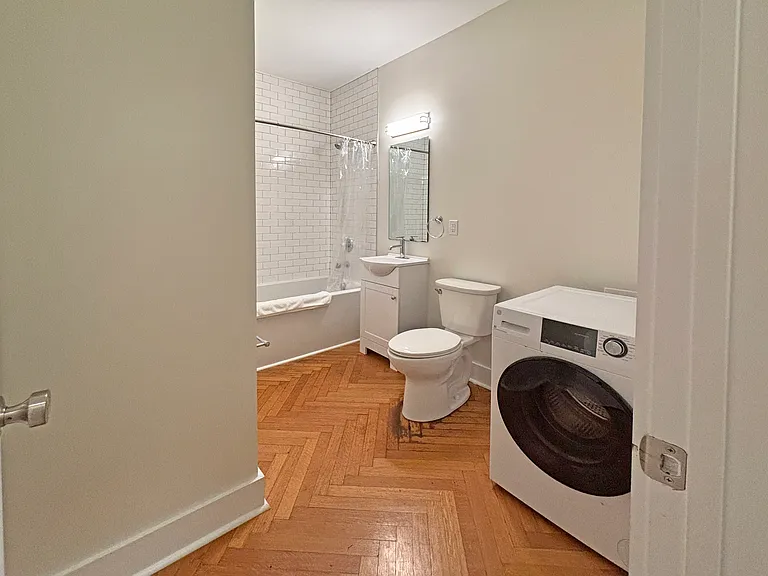 52 Albemarle Pl — Photo 12