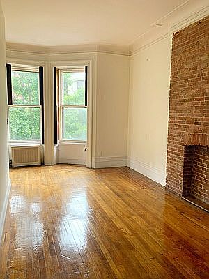 2nd image of 329 W 88th St APT 2S