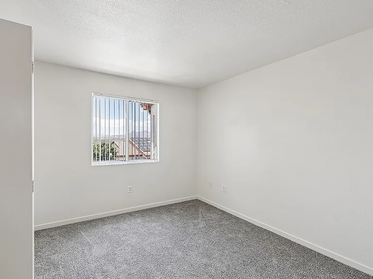 54-web-or-mls-unit B216-026