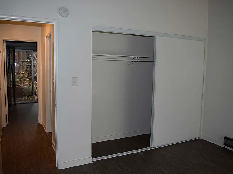 Ojai Gardens Apartments (Resort Apartments L.L.C.) — Photo 28