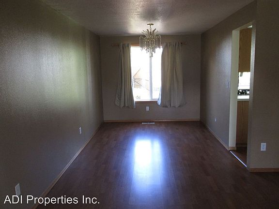 2nd image of 7005 SE Ariel St