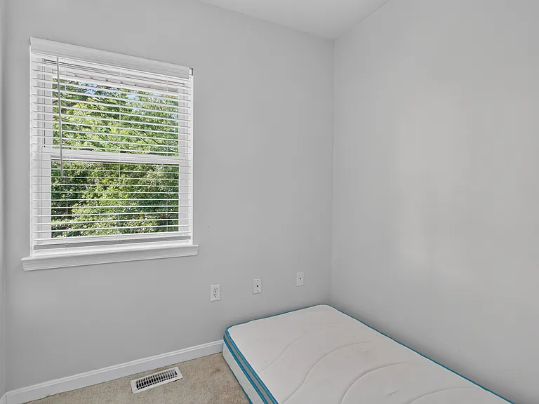 3460 Dix St NE — Photo 12