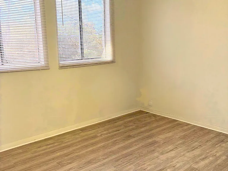 3263 Bourbon Aly W #E — Photo 20