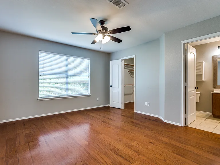 3127 Lubbock. Walk to TCU! Rental home. 3-bedroom home. Bedroom 2.