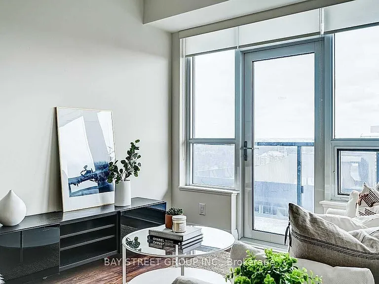5 Sheppard Ave E #2622 — Photo 11