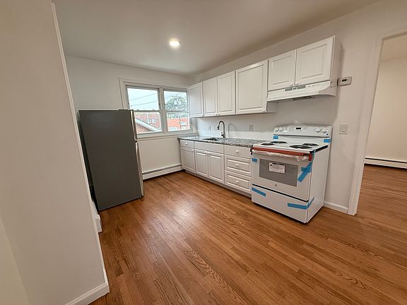 new kitchen with new appliances