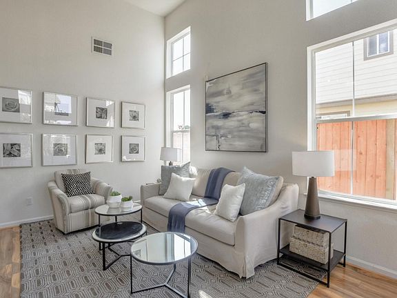 3rd image of 85 Idlewood Ct