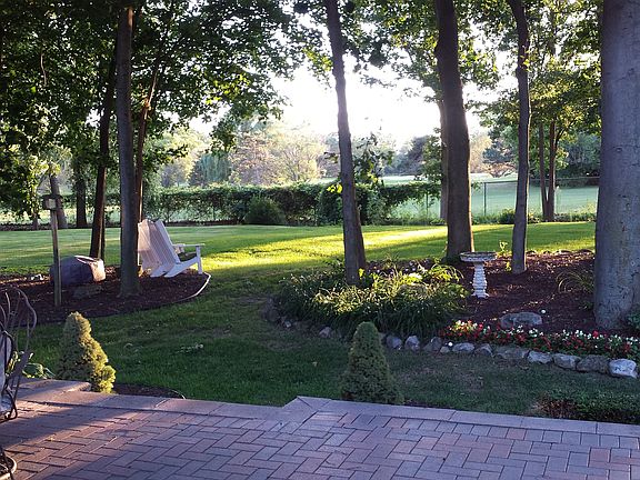 4th image of 38319 River Park Dr