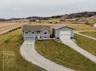 23038 Lambert Ave, Glenwood, IA 51534