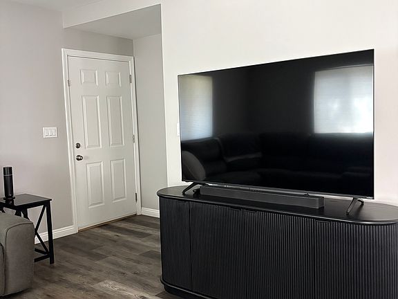 3rd image of 43520 51st St W #1