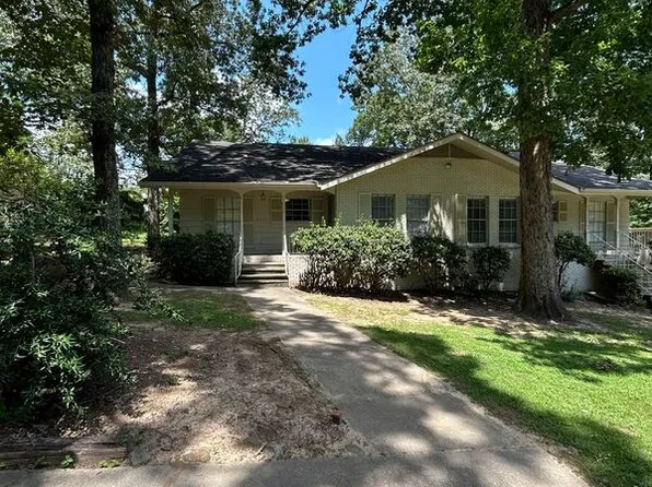 2952 Donita Dr, Birmingham, AL 35243