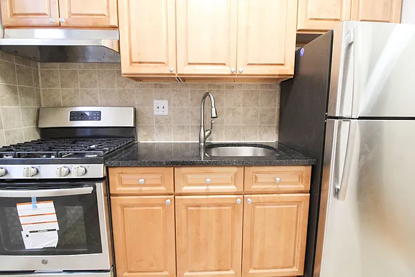 Rented by Voro New York | media 7