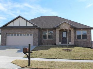 3608 Flatwater Dr, Columbia, MO 65202