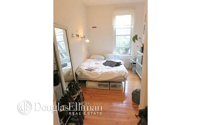 Rented by Douglas Elliman | media 20