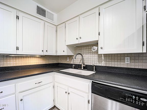 3rd image of 4134 W Las Palmaritas Dr
