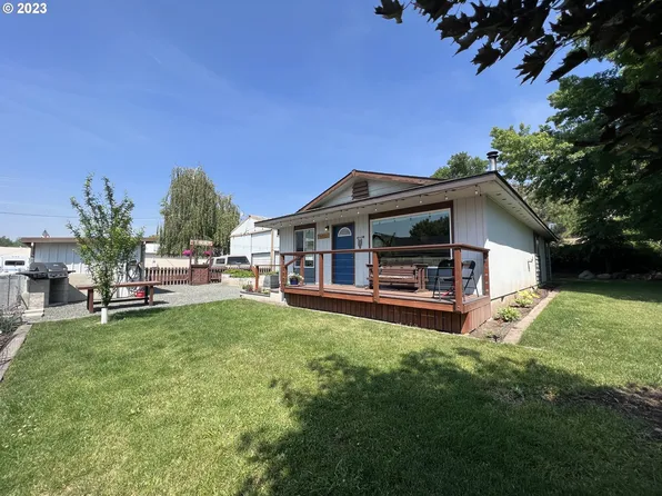 111 S Washington St, Prairie City, OR 97869