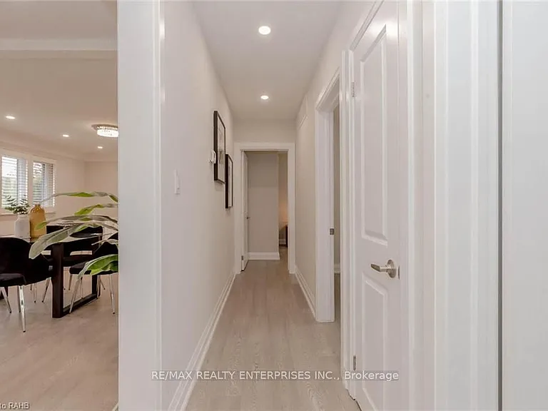 128 Clarendon Ave #MAIN — Photo 10