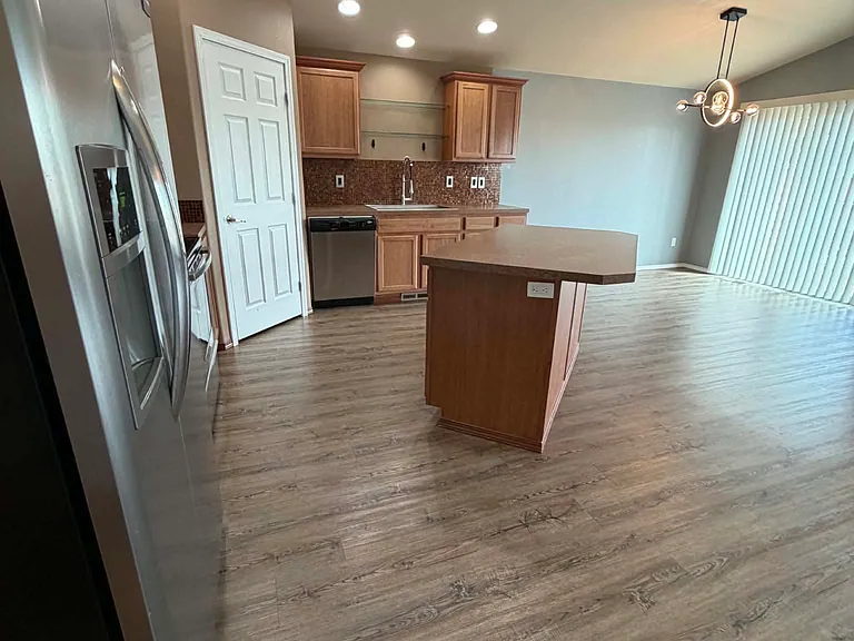 16651 Greenleaf Ave SE — Photo 9