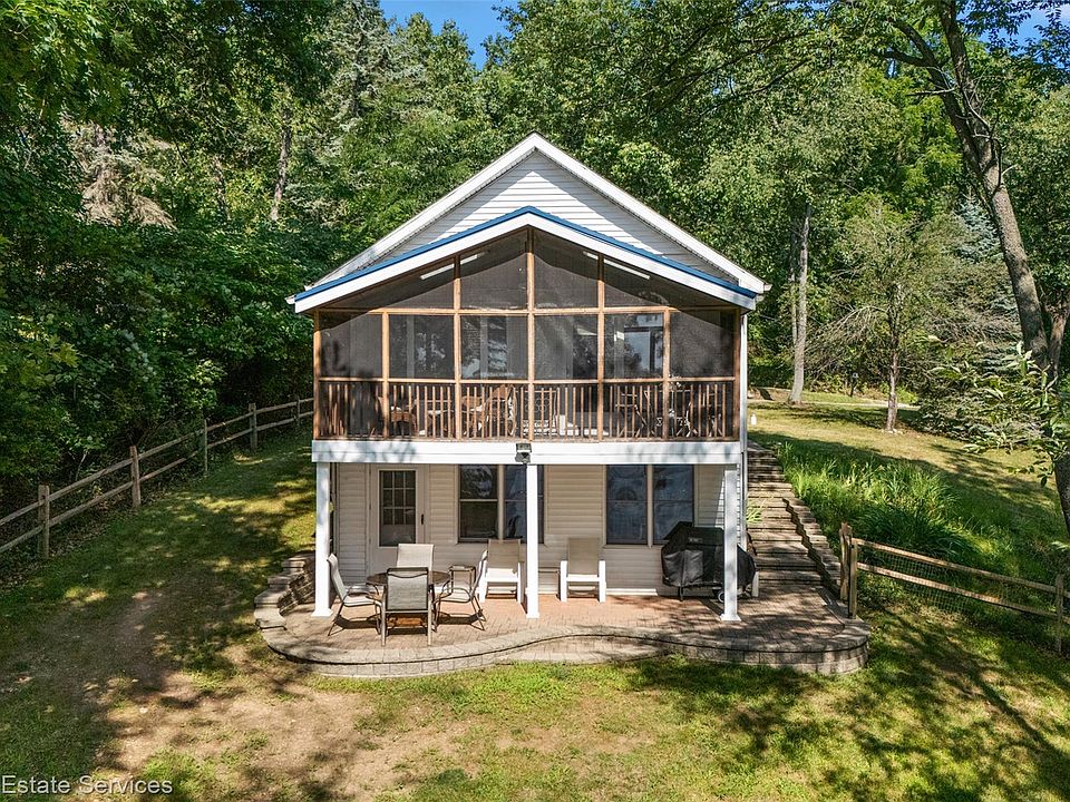 1st image of 11113 Perch Lake Dr W