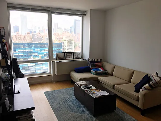 Rented by Owner | media 44