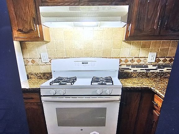 4th image of 1501 Woodbridge Commons Way #1501