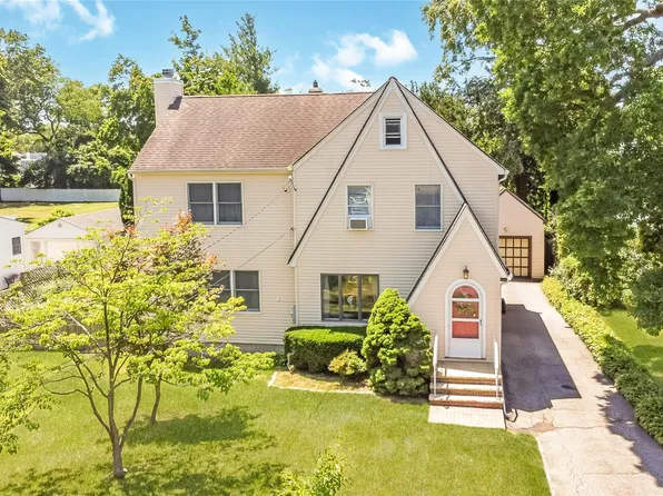 530 Elm Street, West Hempstead, NY 11552
