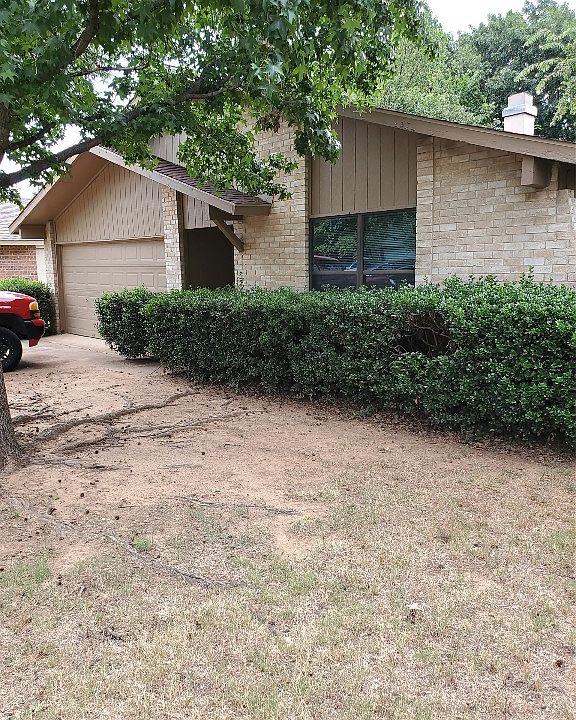 1st image of 3232 Scenic Hills Dr