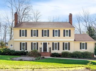 2421 Wildercroft Rd, Midlothian, VA 23113