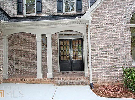 3rd image of 135 Monroe Dr