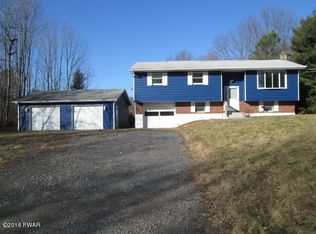 21 Short Dr #L-39, Moscow, PA 18444