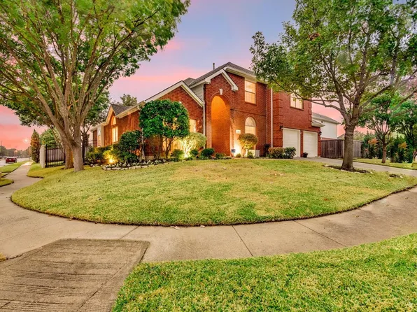 7700 Buccaneer Cir, Arlington, TX 76016