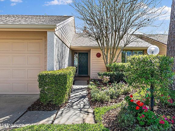 3rd image of 2545 DAUPHINE Court E