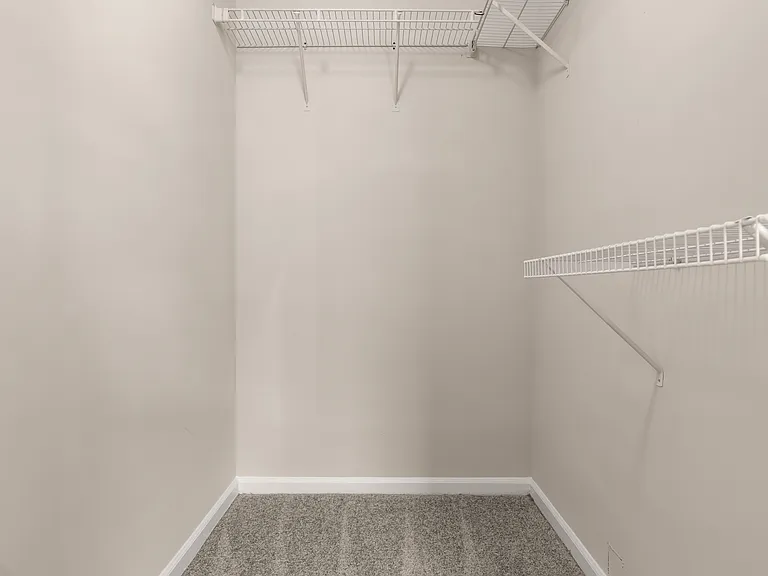 Avana Bellevue — Photo 22