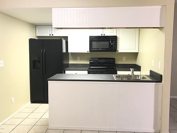 4th image of 8888 N 47th Ave APT 135
