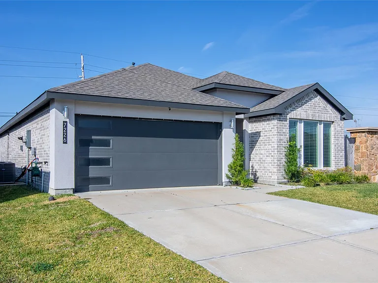 7226 Telford Hollow Trl — Photo 2