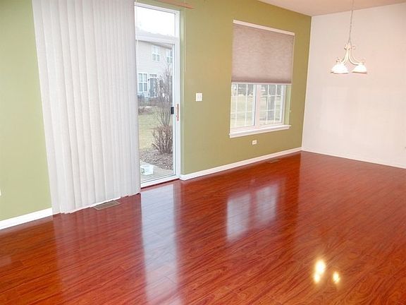 4th image of 2820 White Thorn Cir #2820