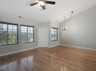 23 Stevens Ct, Bedminster, NJ 07921