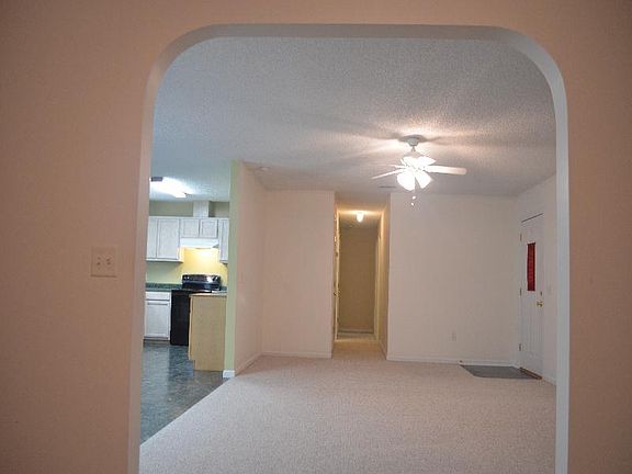 3rd image of 149 Lobingier Ave