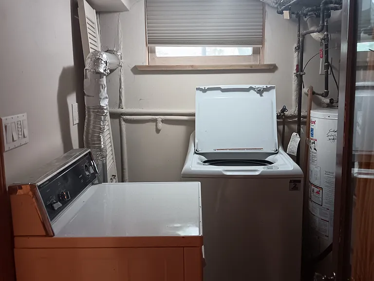 231 Clendenan Ave #1 — Photo 4