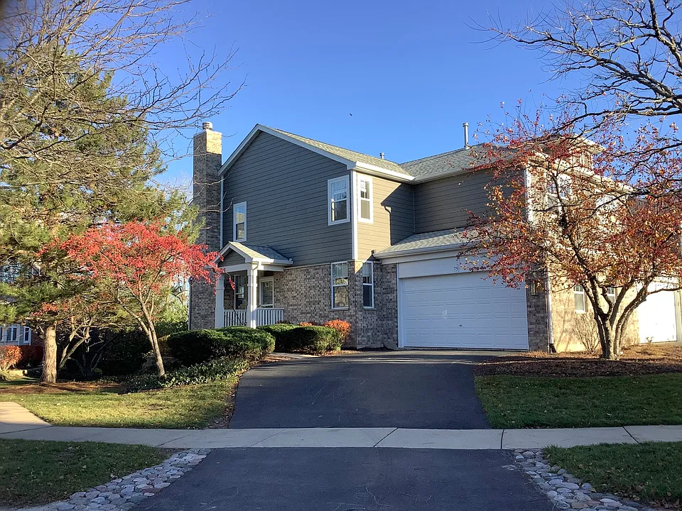 75 Woodview Dr