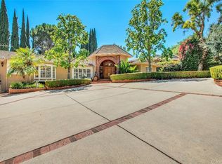 15600 Vandorf Pl, Encino, CA 91436