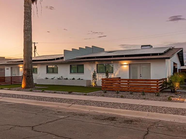 4108 E. Portland Street — Photo 25