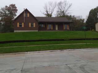 2308 W Larson St, Knoxville, IA 50138