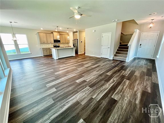 4th image of 670 Sessile Oak Drive