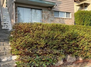 1214.5 N 49th St, Seattle, WA 98103