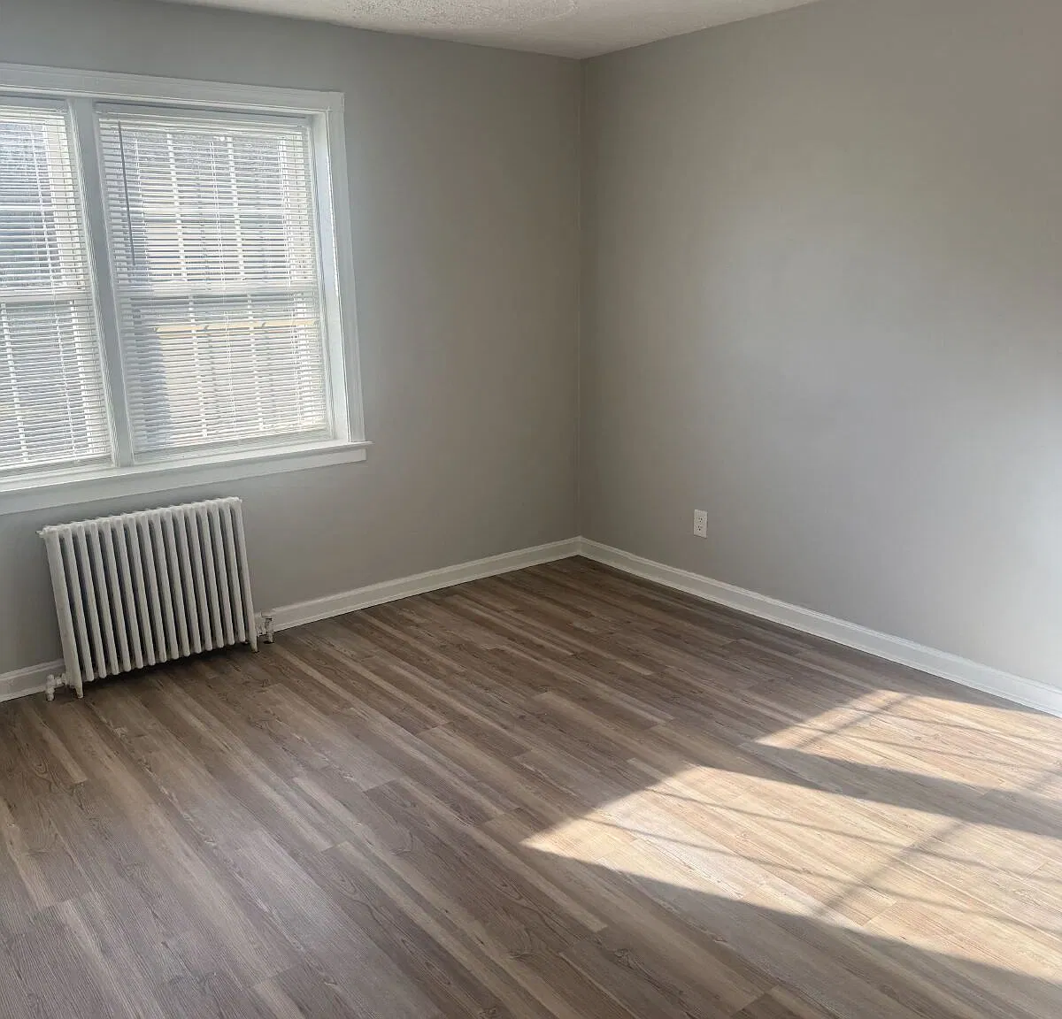 2487 Noble Rd — Photo 2