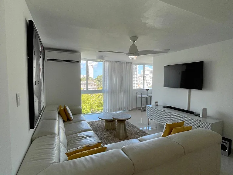 1304 Calle Wilson El Vigia #601 — Photo 4