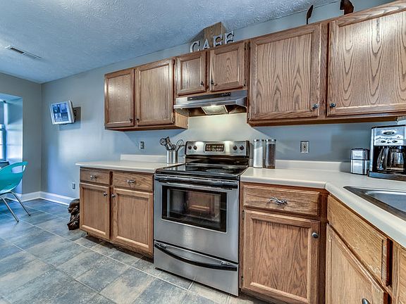4th image of 8600 Olde Colony Trl APT 132