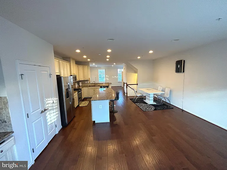 13312 Waterford Hills Blvd — Photo 19