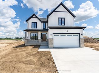 78 Queen St, North Middlesex, ON N0M1A0